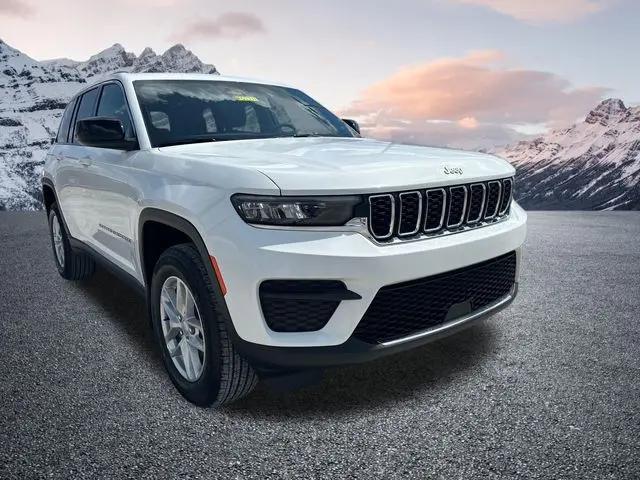 2026 Jeep Grand Cherokee Altitude 4x4