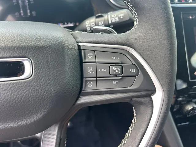 2026 Jeep Grand Cherokee Altitude 4x4