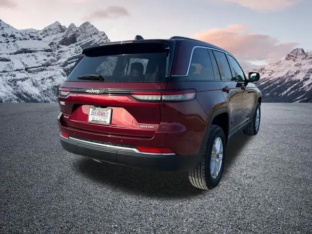 2026 Jeep Grand Cherokee Laredo 4x4