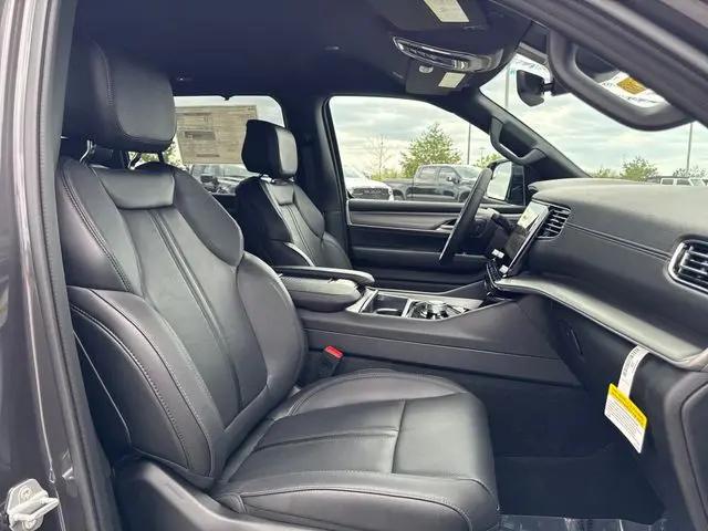 2026 Jeep Grand Wagoneer L Limited Altitude 4x4