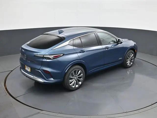 2026 Buick NV Avenir FWD