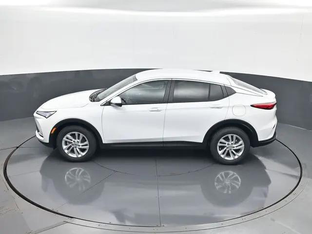 2026 Buick NV Preferred FWD
