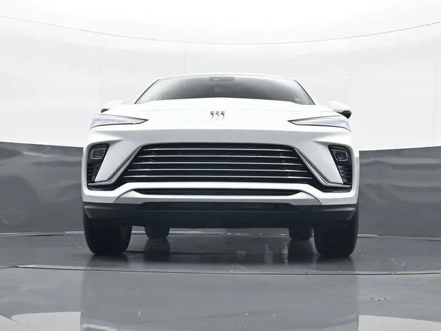 2026 Buick NV Preferred FWD
