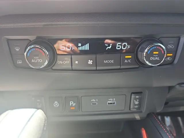 2026 Nissan Frontier Crew Cab PRO-4X 4x4