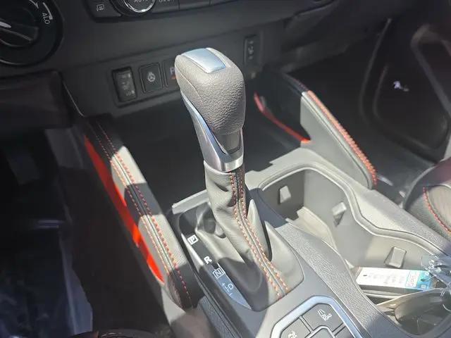 2026 Nissan Frontier Crew Cab PRO-4X 4x4