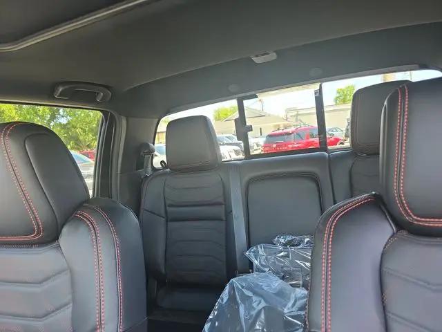 2026 Nissan Frontier Crew Cab PRO-4X 4x4