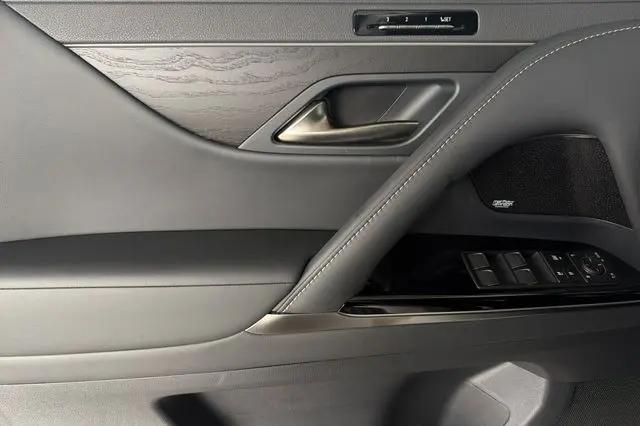 2026 Lexus LX Luxury