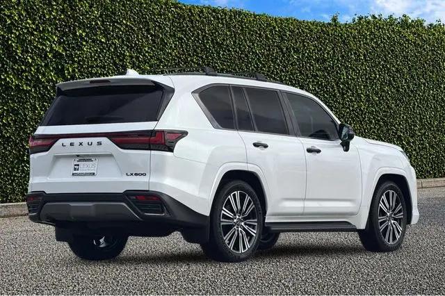 2026 Lexus LX Luxury