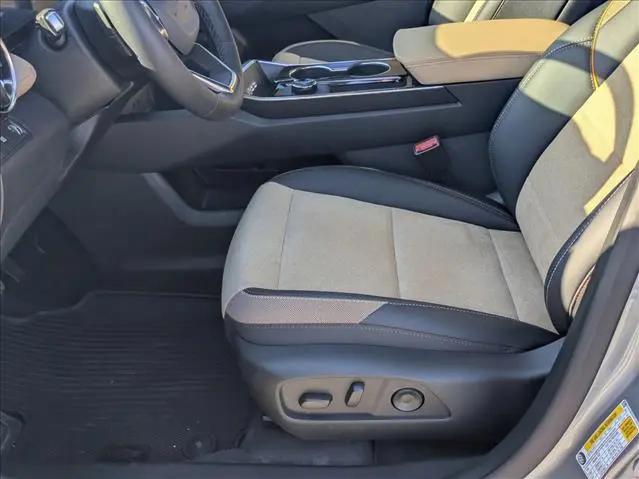 2026 Chevrolet Equinox FWD ACTIV