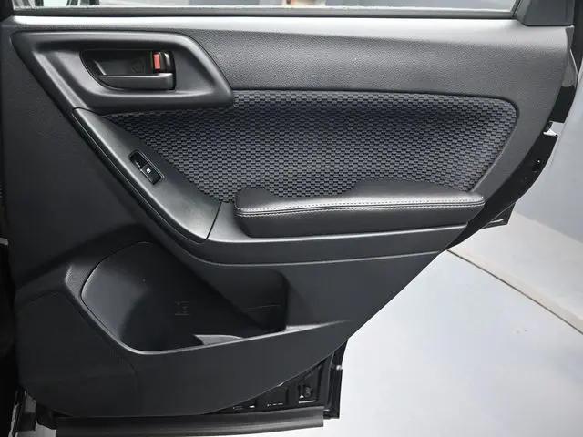 2017 Subaru Forester 2.5i