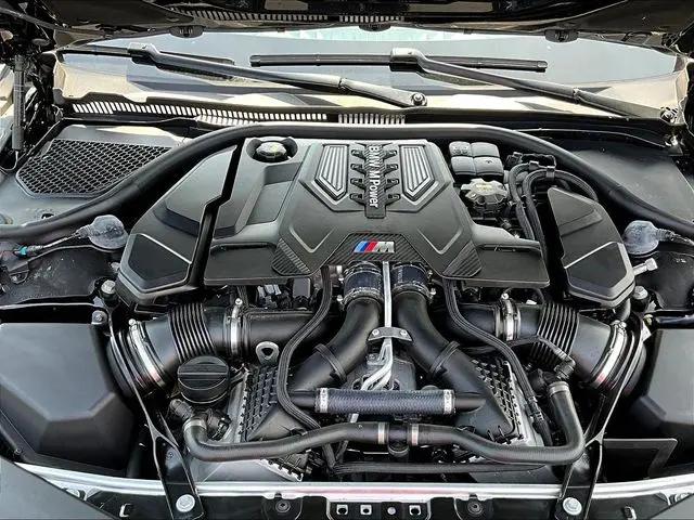 2023 BMW M8 Competition