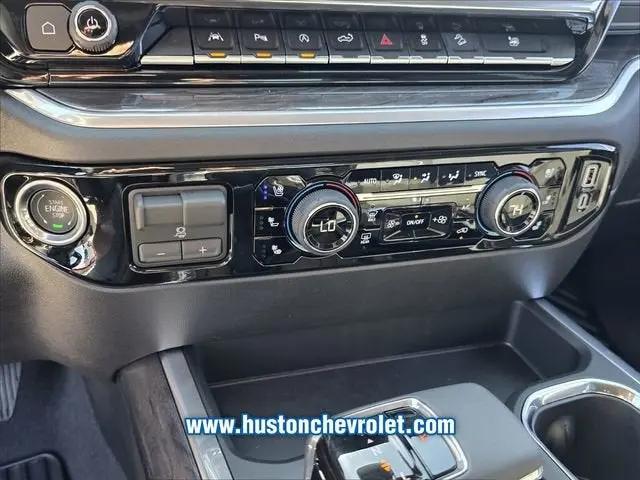 2026 Chevrolet Silverado 1500 4WD Crew Cab Short Bed LTZ