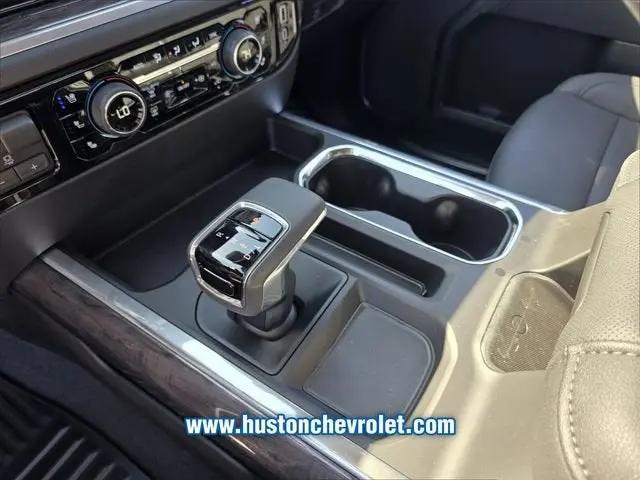 2026 Chevrolet Silverado 1500 4WD Crew Cab Short Bed LTZ