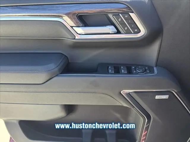 2026 Chevrolet Silverado 1500 4WD Crew Cab Short Bed LTZ