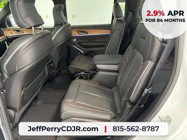 2026 Jeep Grand Cherokee L Summit 4x4
