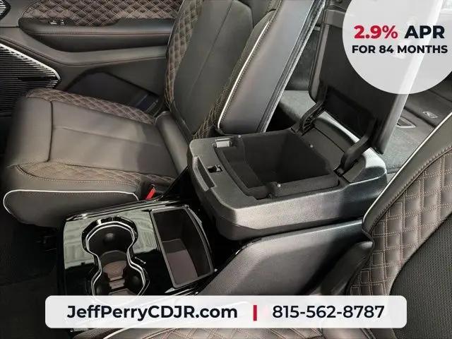 2026 Jeep Grand Cherokee L Summit 4x4