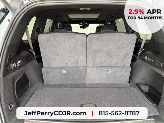 2026 Jeep Grand Cherokee L Summit 4x4