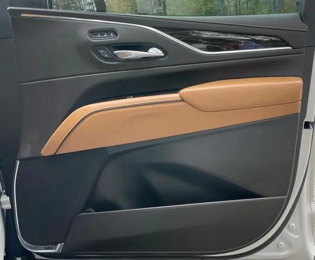 2022 Cadillac Escalade ESV 4WD Sport
