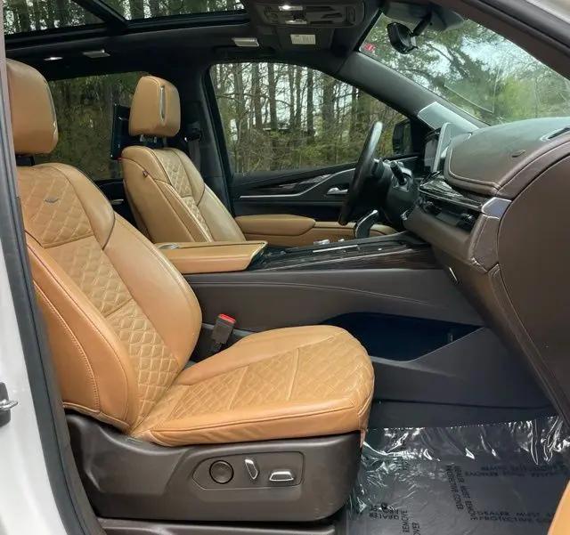 2022 Cadillac Escalade ESV 4WD Sport