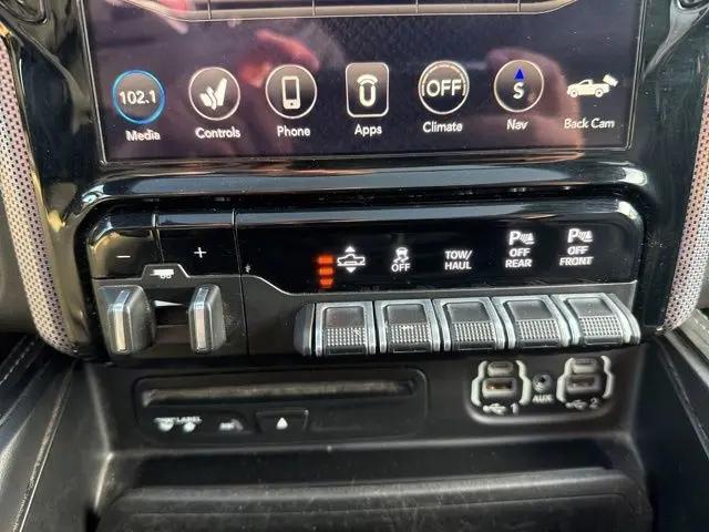 2019 Ram 1500 Limited Crew Cab 4x4 57 Box