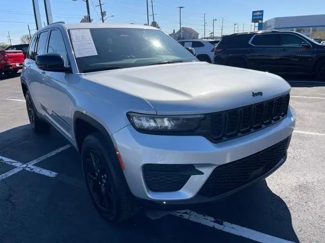2024 Jeep Grand Cherokee Altitude 4x4 for sale in Burlington, NJ