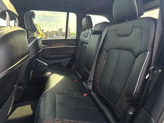 2023 Jeep Grand Cherokee Summit