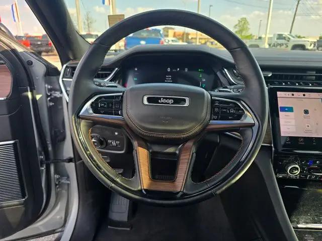 2023 Jeep Grand Cherokee Summit
