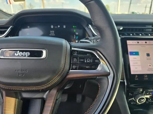 2023 Jeep Grand Cherokee Summit