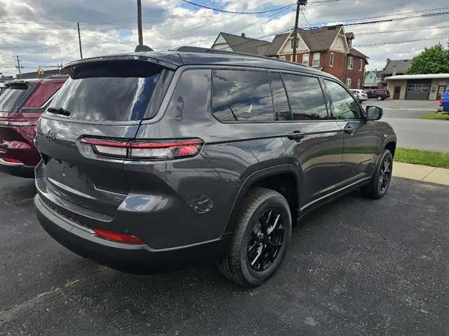 2026 Jeep Grand Cherokee L Altitude 4x4
