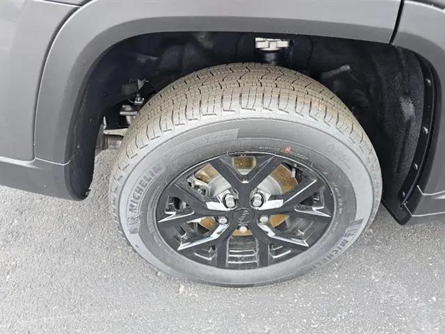 2026 Jeep Grand Cherokee L Altitude 4x4