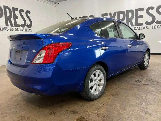 2014 Nissan Versa 1.6 SV