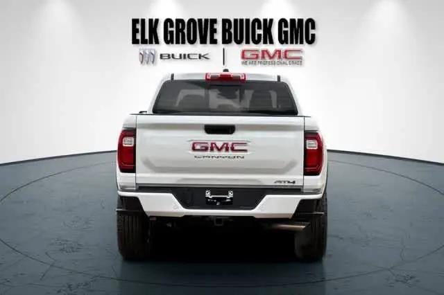 2026 GMC Canyon AT4, 4WD