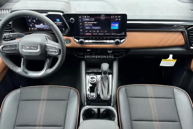 2026 GMC Canyon AT4, 4WD