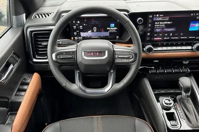 2026 GMC Canyon AT4, 4WD