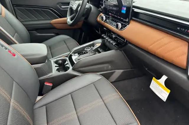 2026 GMC Canyon AT4, 4WD