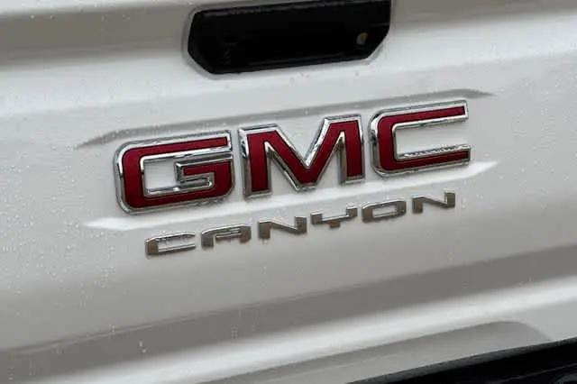 2026 GMC Canyon AT4, 4WD