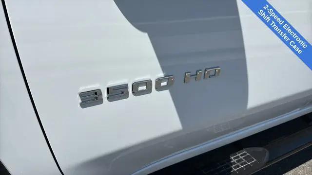 2025 Chevrolet Silverado 3500HD 4WD Crew Cab Long Bed LT