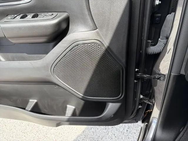 2023 Ram 1500 Big Horn Crew Cab 4x4 5'7" Box