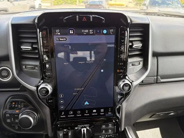 2023 Ram 1500 Big Horn Crew Cab 4x4 5'7" Box