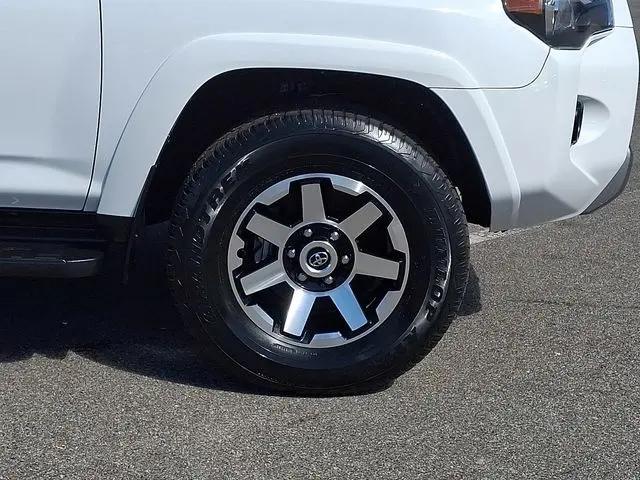 2024 Toyota 4Runner TRD Off Road