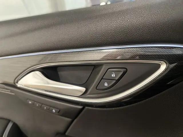 2023 Buick Envision Essence AWD