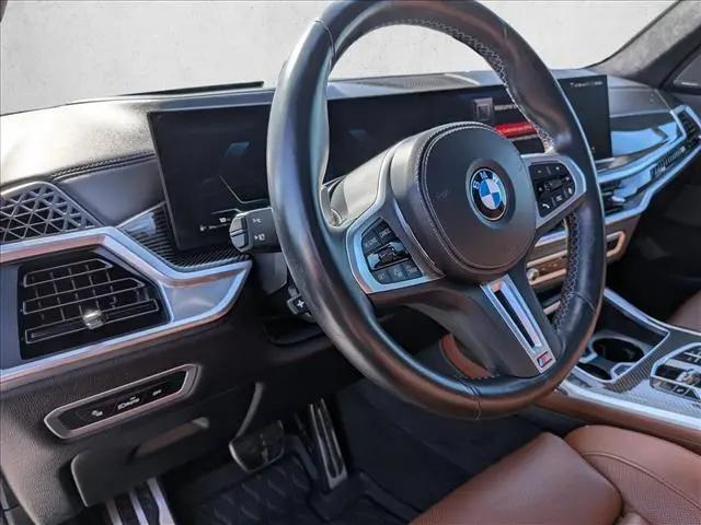 2024 BMW X7 M60i