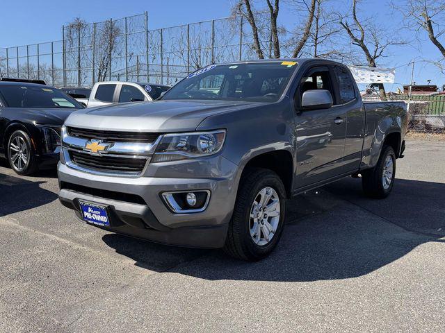 Gray (Steel Metallic) 2019 Chevrolet Colorado LT Extended Cab LB 4WD Pickup Truck Four-Wheel Drive 8-Speed Automatic