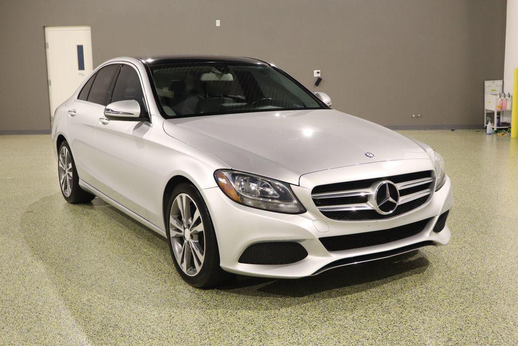 2016 Mercedes-Benz C-Class C300 Luxury's photo
