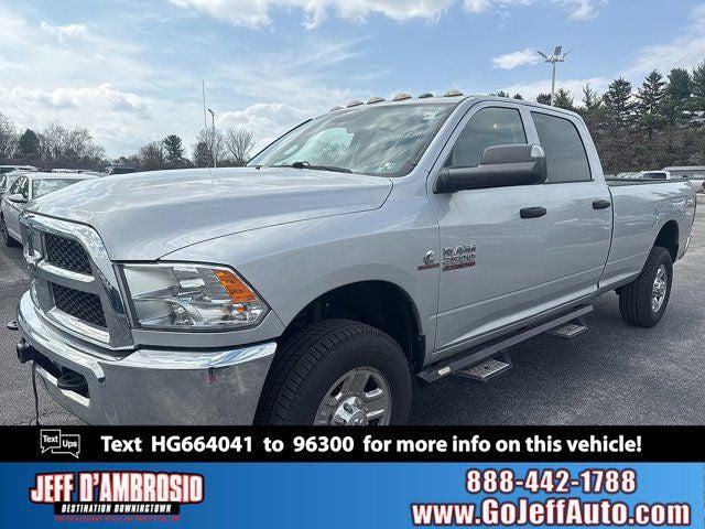 2017 RAM 2500 Tradesman Crew Cab 4x4 8 Box