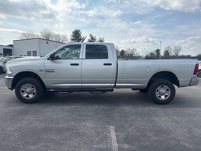 2017 RAM 2500 Tradesman Crew Cab 4x4 8 Box