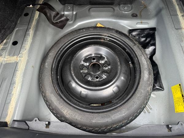 2012 Toyota Yaris Unknown