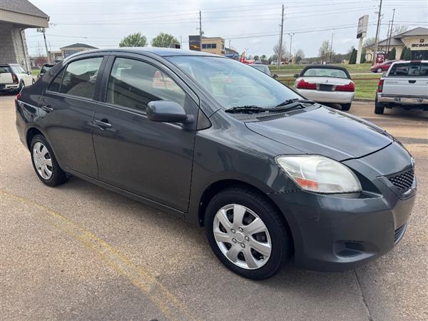 2012 Toyota Yaris Unknown