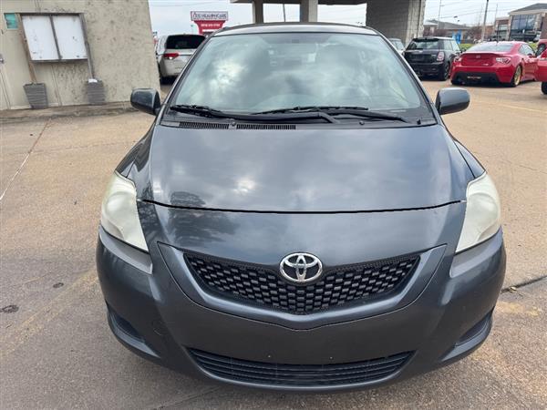 2012 Toyota Yaris Unknown