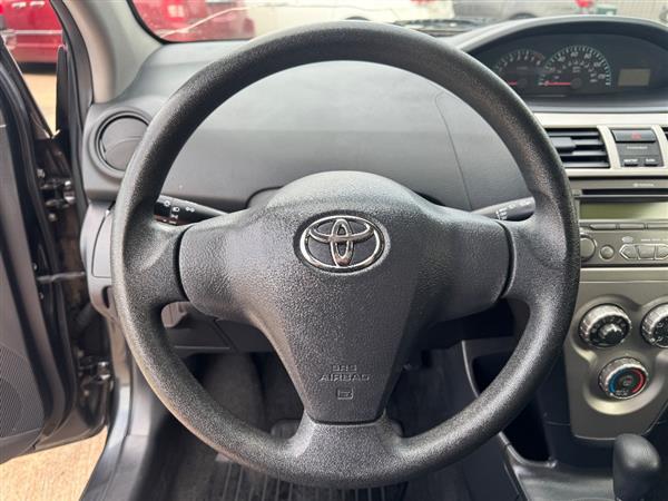 2012 Toyota Yaris Unknown